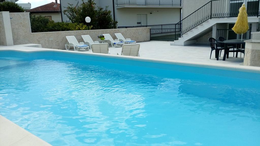 Ante Split-podstrana