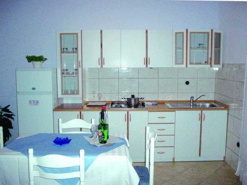 Ante Split-podstrana *