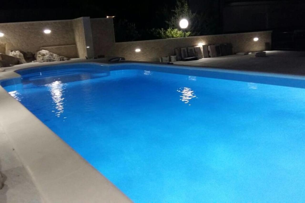 Ante Split-podstrana Apartment